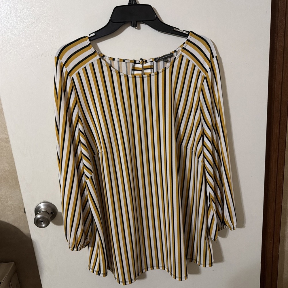 Adrianna Papell Blouse Womens 1X Mustard Yellow Vertical Stripe 3/4 Sleeve Top